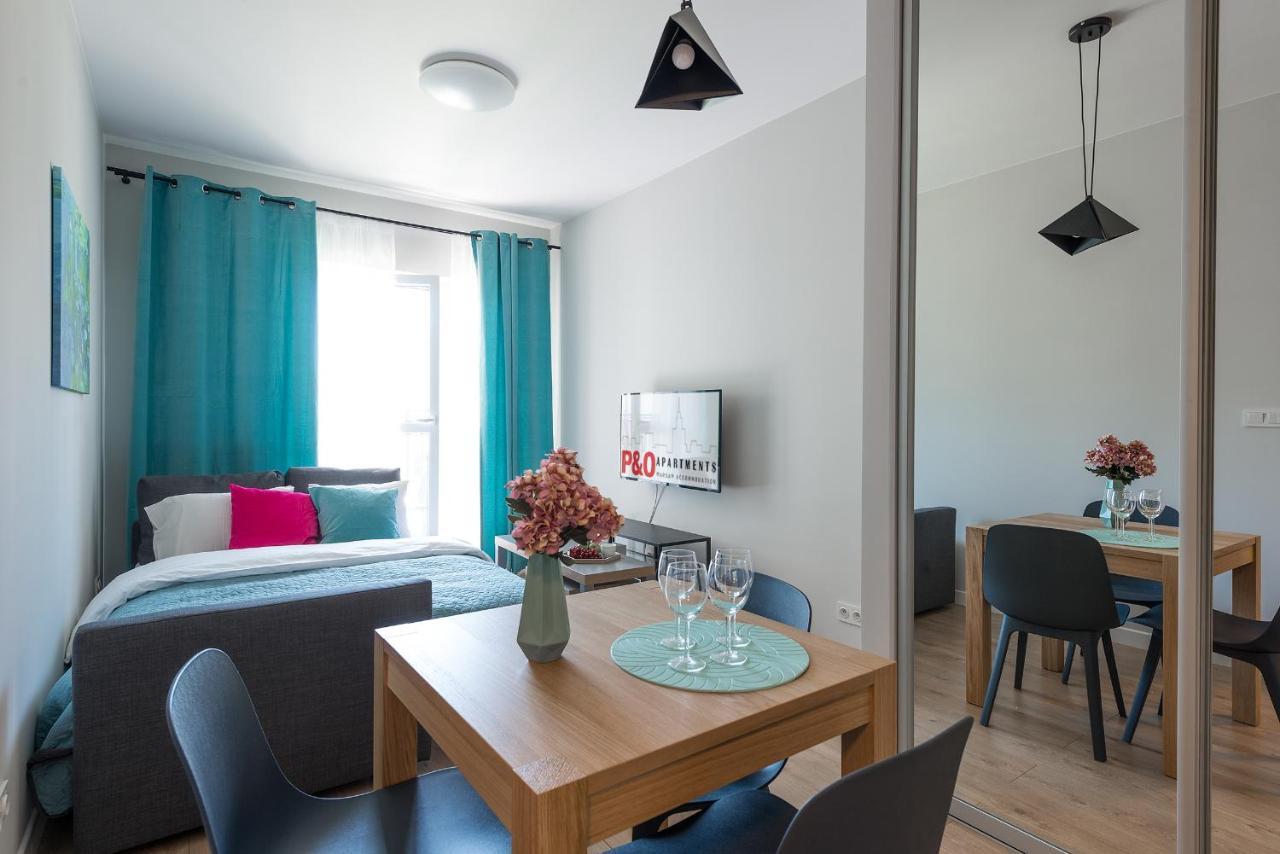 Okecie Airport Studio Bakalarska 2 P&O Serviced Apartments Varsovie Extérieur photo